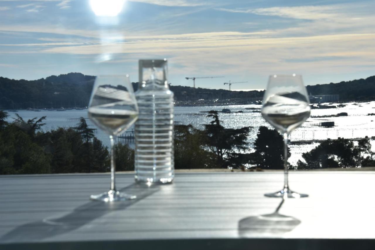 Studio Avec Vue Mer Et Terrasse La Seyne-sur-Mer Exteriér fotografie
